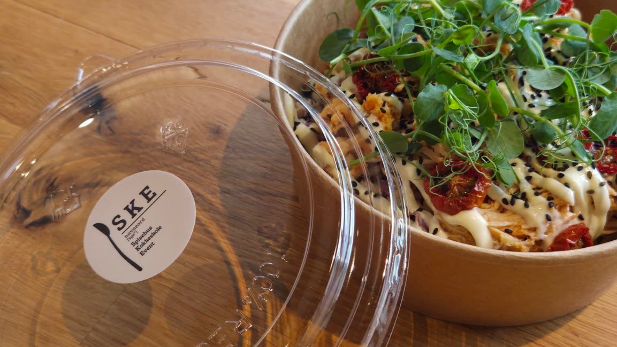 langbordsfrokost ske